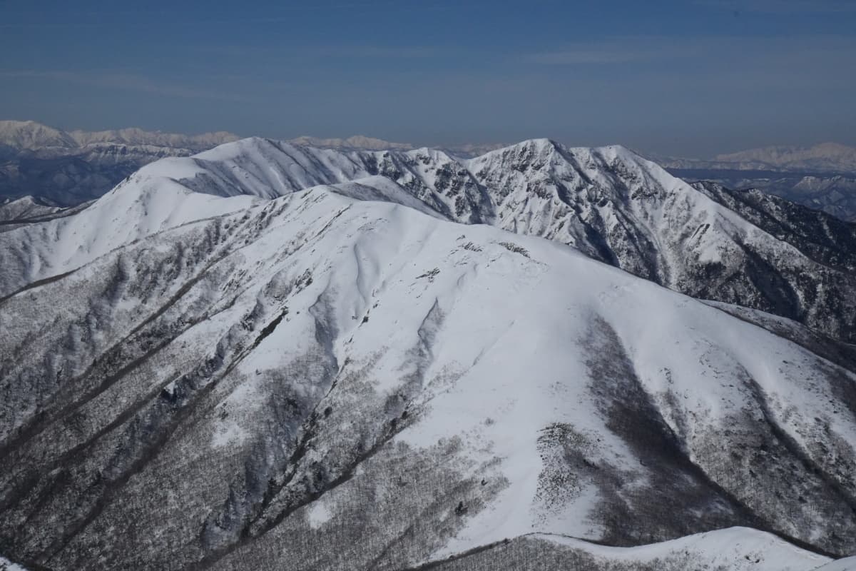 流石山、大倉山、三倉山